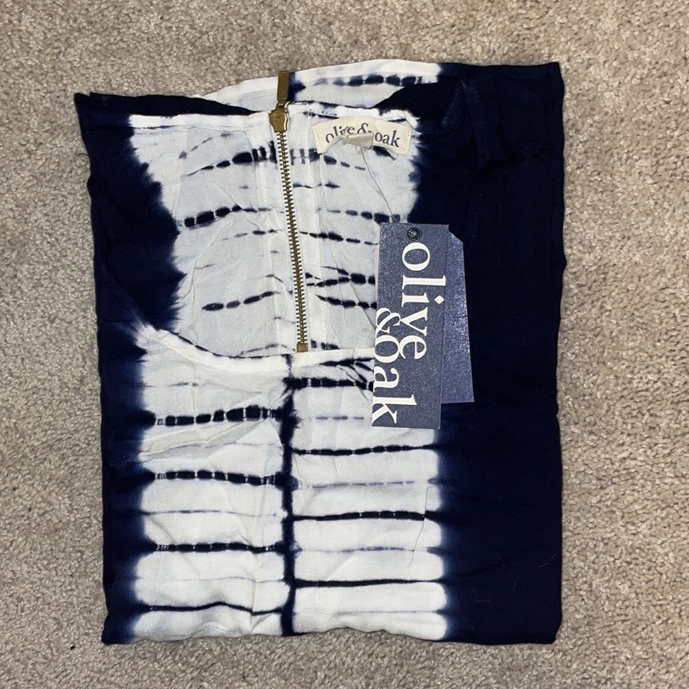 NWT olive & oak blouse